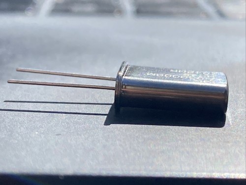 7.030MHz HC-49 30pF 25PPM 50Ohm 1mW -10-60°C Crystal Pixie/Forty9er US-SHIP - Picture 4 of 4