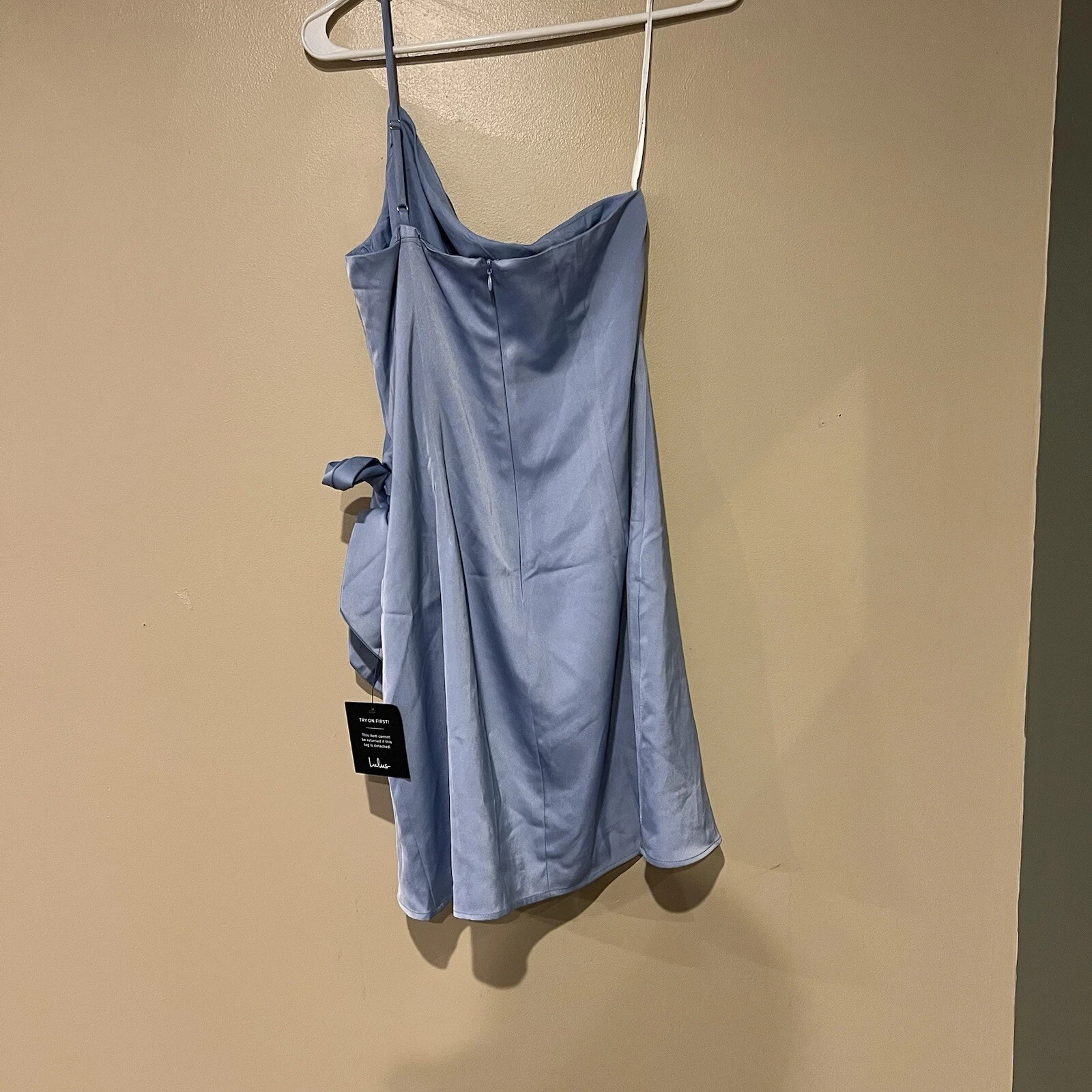 VALENTINO Mini abito monospalla in raso blu chiaro Lulus Meant To Be Together taglia M