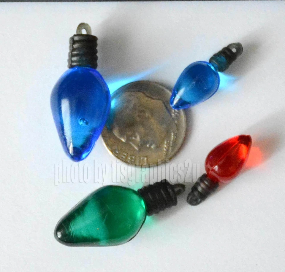 Old Fashion Lights / Christmas Collection / Buttons Galore Holiday Light Bulb - Image 2 of 3