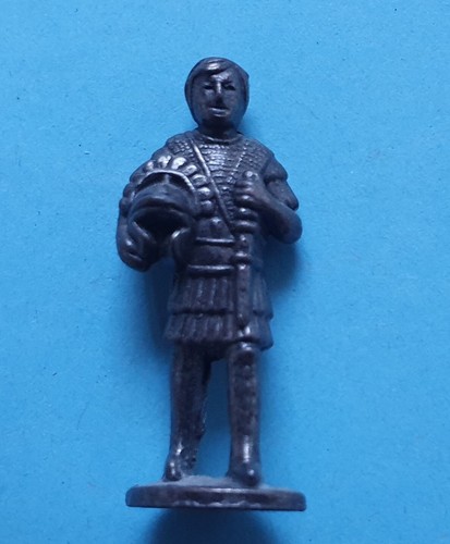 SOLDADOS ROMANOS. Figuras De Bronce "KINDER" Una Colección ÚNICA. Siglo XX - Imagen 16 de 24