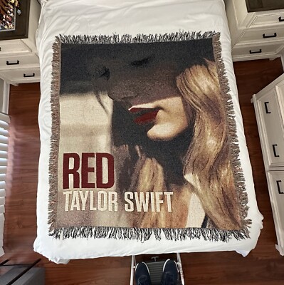 ORIGINAL Taylor Swift 2012 RED World Tour Tapestry Woven