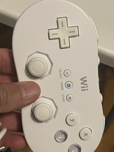 Official OEM Authentic Nintendo Wii Controller Classic White RVL-005 Good Con