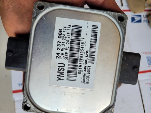 05-06 Chevrolet Equinox Transmission Control Module TCM 24 237 066 - Picture 2 of 2