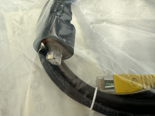 Siemon Industrial Cable Ind to Mod w/boot CAT 6 PVC 7 ft. Patch Cord XC6-07-B05 - Imagen 3 de 5