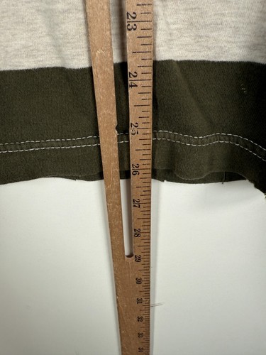 T-shirt uomo girocollo a righe manica corta Y2K Hollister verde grigio taglia S 18x26 - Foto 7 di 9