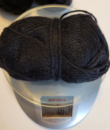 Lot of 5 Reynolds Andean Alpaca Yarn Classic 4-ply Color Black 106 Lot 5323 - Picture 8 of 11