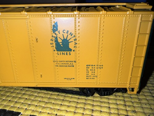 HO Scale Athearn Blue Box 1622 50' Mechanical Reefer Jersey Central NJDX #41035 - Picture 2 of 8