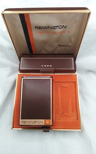 CUSTODIA RASOIO ELETTRICO REMINGTON LEKTRO BLADE 6 VINTAGE 1969 FUNZIONANTE SPERRY RAND - Foto 17 di 17
