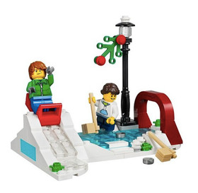 LEGO Winter Skating Scene (40107) BRAND NEW. FACTORY SEALED. 2014 PROMO SET
