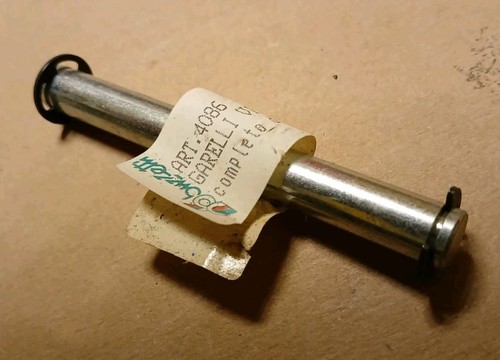 Buzzetti Perno cavalletto art.4086 x ciclomotore Garelli - Foto 1 di 3