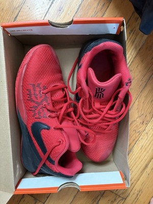 Nike Kyrie Flytrap 2 GS Youth basketball shoe in the red and black colorway.