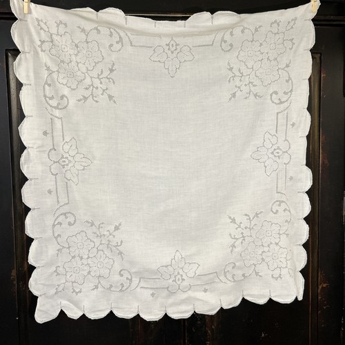 Vintage White Linen Cutwork Tablecloth 30” Square Embroidery Card Table Cover - Picture 1 of 6
