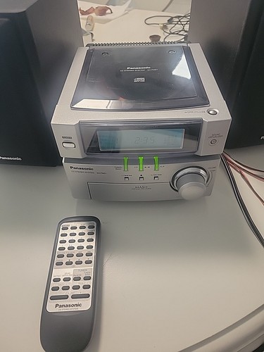 Sistema estéreo CD Panasonic SA-PM01 con altavoces, control remoto y antenas - Imagen 3 de 14