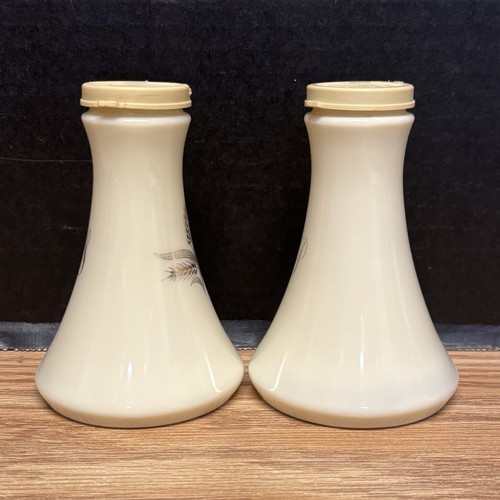 Vintage Cream Ceramic Salt & Pepper Shaker Set – Mid Century Modern Style #5202 - Picture 3 of 8