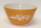 Vintage Pyrex Butterfly Gold 401 USA 1.5 Pint Small Nesting Mixing Bowl  CLEAN!!