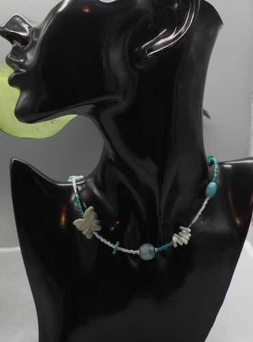 Kurze mintgrüne / türkise Edelstein Halskette Schmetterling, Edelsteinkette - Bild 4 von 4