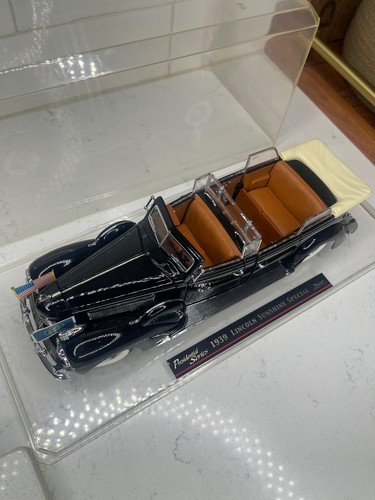 1939 CADILLAC V-16 PRESIDENTIAL LIMOUSINE 1:24 SCALE BY ROAD - Picture 12 of 24