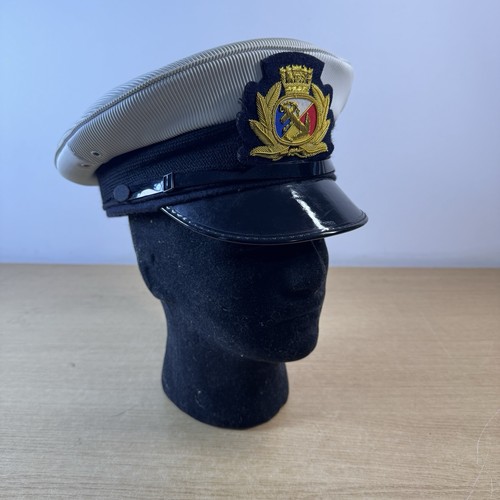 Miller Rayner - Oficial de la Marina Mercante Tapa superior de plástico blanco - Pico brillante - 57 - Imagen 1 de 9