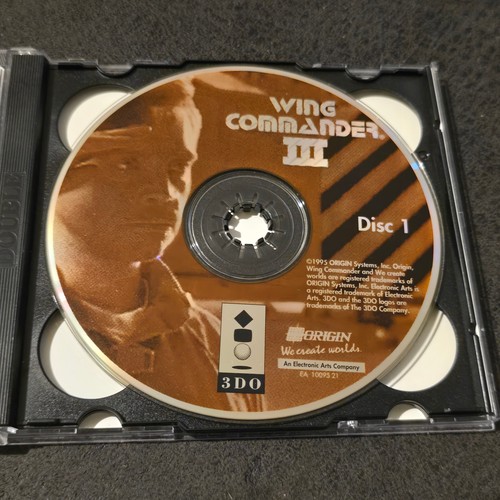 Wing Commander III: Heart of the Tiger (3DO) Discs 1 & 2 w/ Manual Playguide - Picture 6 of 10