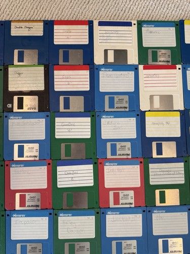 Konvolut 180 Commodore Amiga Spiel Disks - Flight Sims, Action, Strategie - Bild 4 von 10
