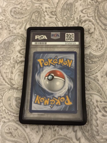 Grey Felt Hat Pikachu Van Gogh Museum Promo 085 Pokemon Card 2023 PSA 9 - Picture 5 of 5