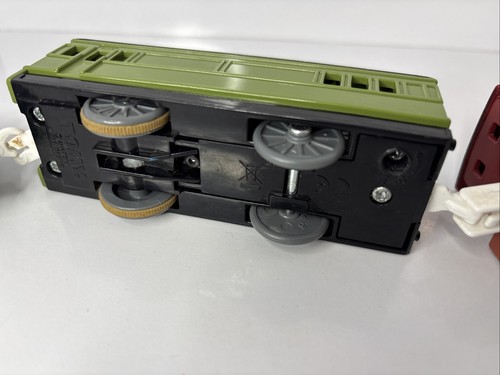 Tomy Trackmaster Thomas The Tank Engine Battery Train Harvey & Motorized Coach - Bild 15 von 15