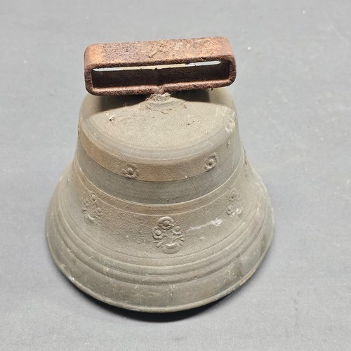 Vecchia campana mucca svizzera 17 cm 1,7 Kg - Foto 1 di 3