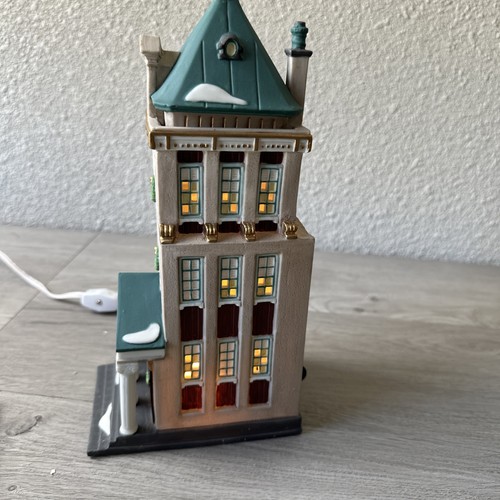 Department 56 Christmas In The City Brokerage House Stock Exchange 5881-5 - Picture 7 of 9