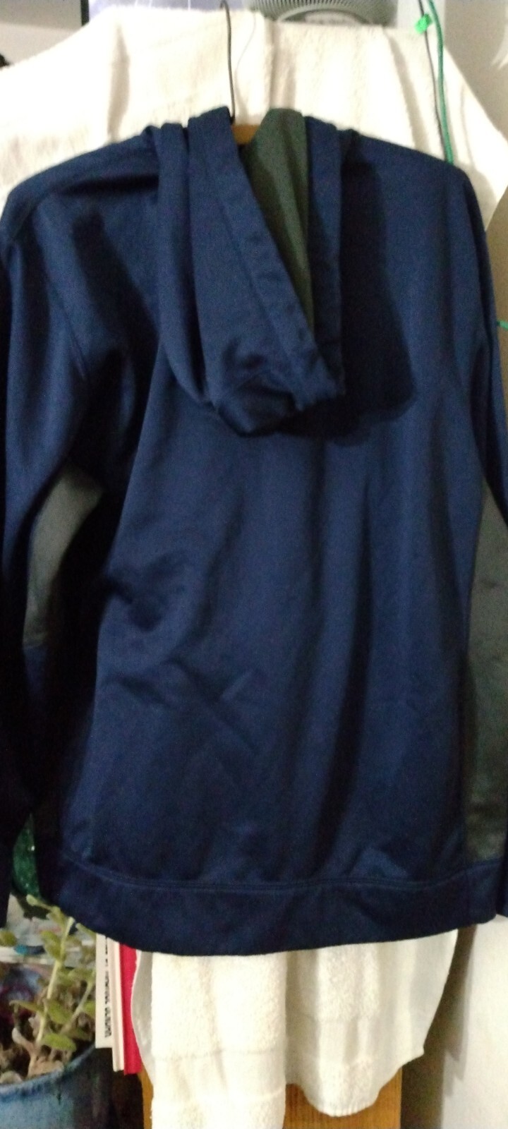 Picture 4 of 5