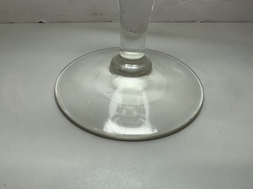 RARE ITEM- Flying Dog Brewery 2/3 Pint Stemmed Glass  NEW/UNUSED - Picture 3 of 8