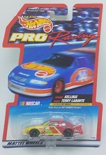 Rare 1997 Edition Team Hot Wheels NASCAR Pro Racing #5 Terry Labonte Car