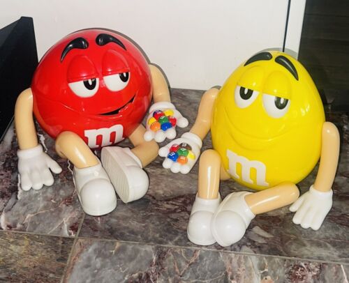 Lot Of 4 M&M Candy Collectable Plastic Storage Dish Dispensers - Picture 2 of 7