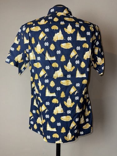 Men’s Uscape Apparel Notre Dame Fighting Irish Full Button Hawaiian Shirt NWT S - Bild 6 von 6