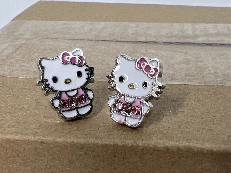 Pendientes Hello Kitty Cristal Esmalte Nuevos Foto 3 de 4