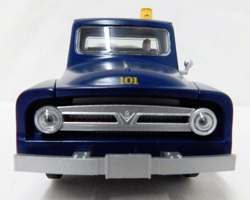Lionel 6-39532 Blue 1955 Pick Up Truck TMCC or CONVENTIONAL Santa Fe #101 MOW - Picture 8 of 9
