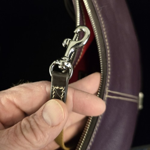 Dooney & Bourke Gracie Pebbled Hobo Bag, Plum / Red Interior. - Bild 16 von 18