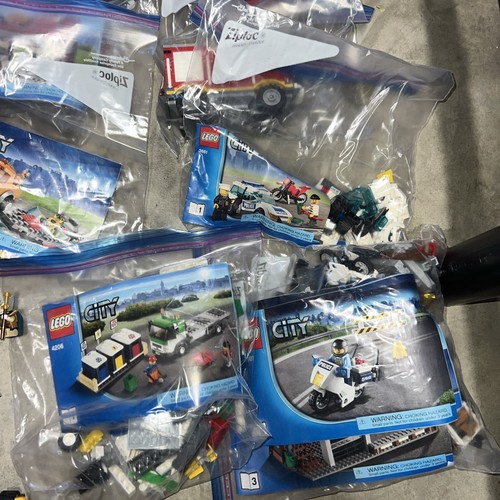 Huge Lego City Lot Sets 90% Complete Helicopter Firetruck Chima Star Wars Read - Picture 5 of 17