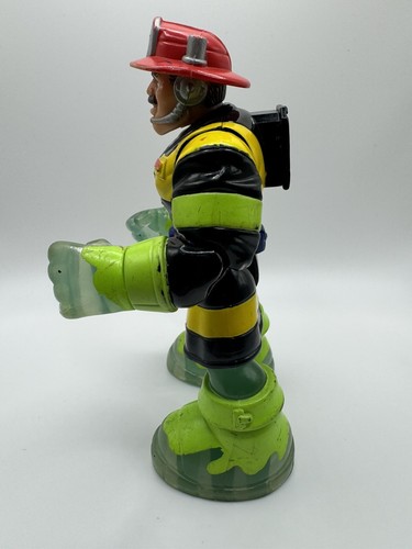2002 Fisher-Price Rescue Heroes Billy Blaze Firefighter Action Figure - Picture 4 of 6