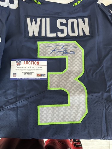 Signed Russell Wilson Seahawks Jersey PSA/ DNA.  NFL Auction Authentic - Picture 1 of 2