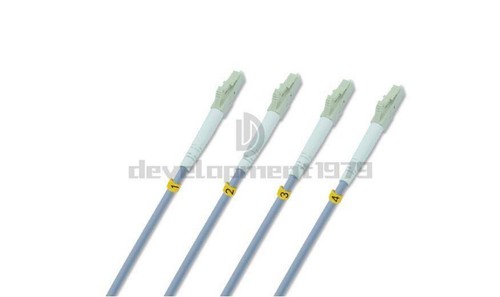 150M Armored LC UPC -lc UPC 4 Strand Multimodus Glasfaser Patch Kabel Multimodus - Bild 4 von 4