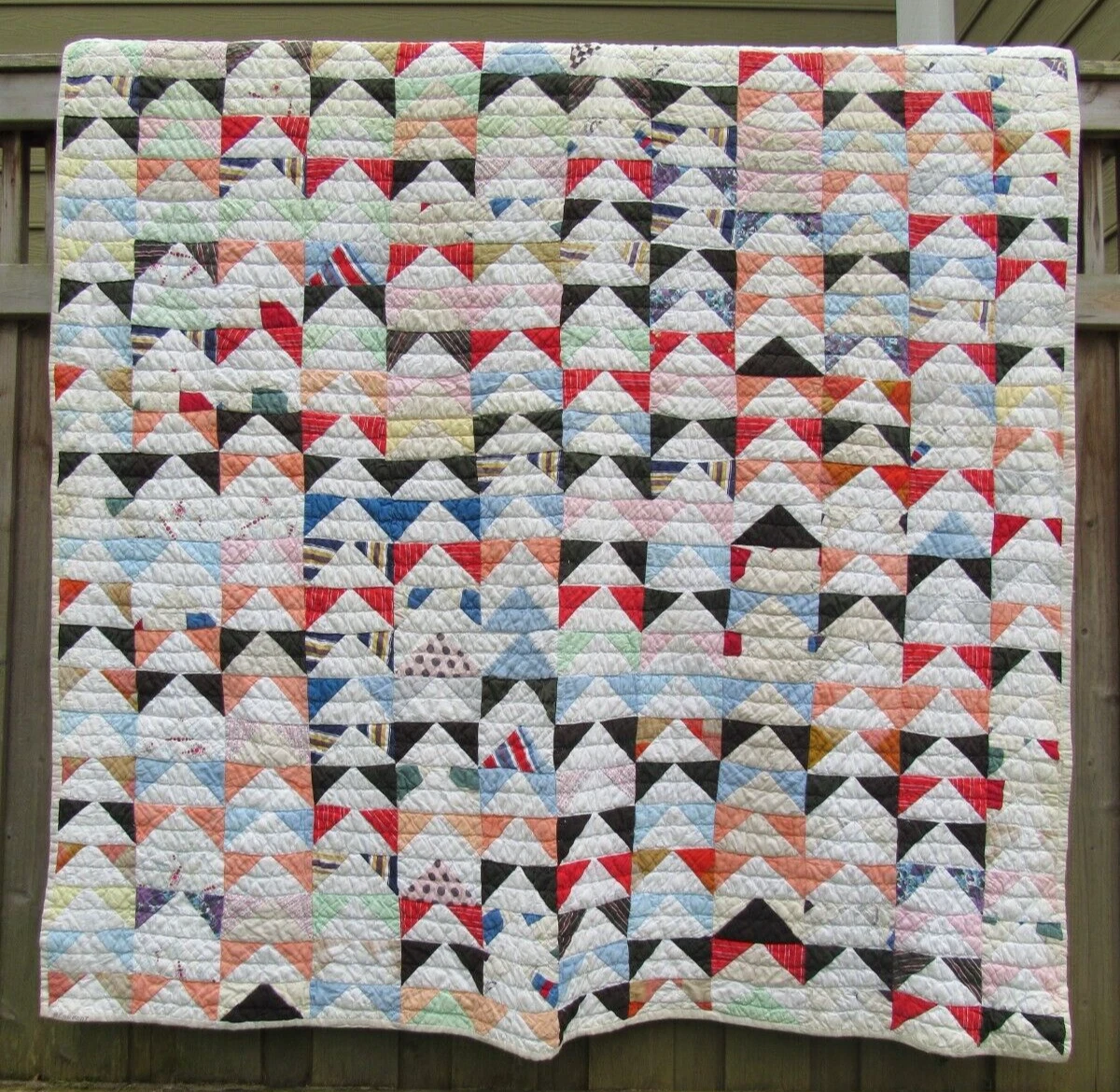 80% HAND SEWN vintage QUILT antique cotton TRIANGLE HOMEMADE