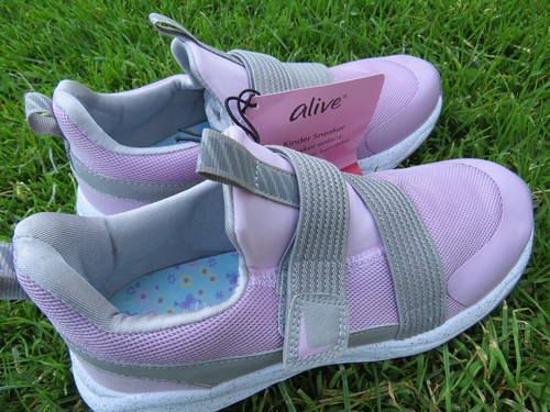 Hell-lila Sneakers Gr. 36, von Alive, NEU - Bild 8 von 9