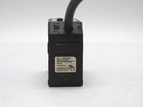 Omron ZX1-LD600A81 CMOS Laser Displacement Sensor - Picture 2 of 4