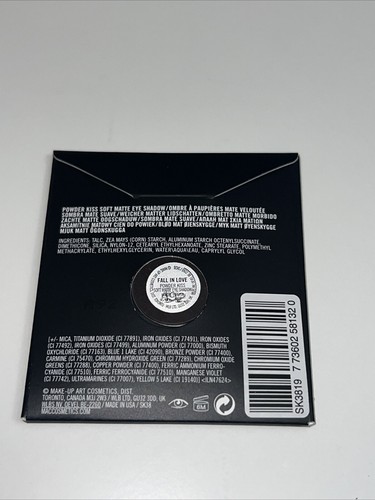 MAC COSMETICS POLVO BESO SUAVE MATE SOMBRA DE OJOS RECARGA - ENAMÓRATE - NUEVO EN CAJA - Imagen 4 de 4