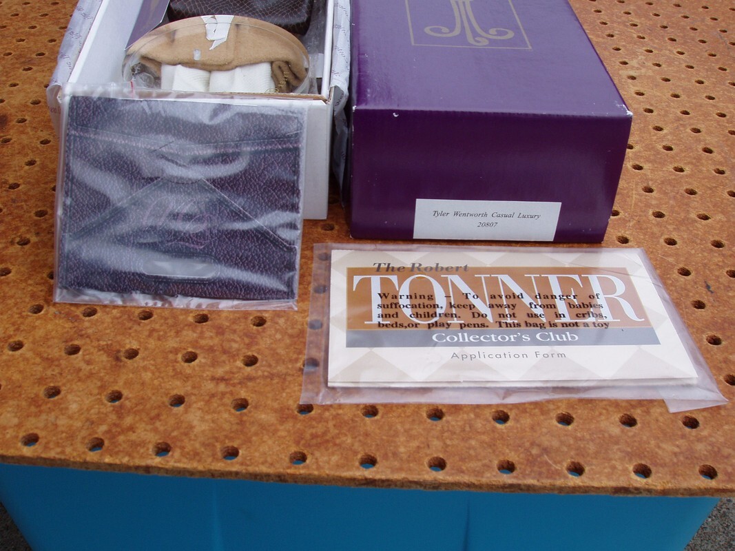 TYLER WENTWORTH ROBERT TONNER CASUAL LUXURY FASHION VINYL DOLL