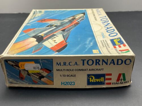 Revell Italaerei 1/72 - Panavia Tornado MRCA - Multi Role Combat Aircraft(H2023) - Picture 11 of 15