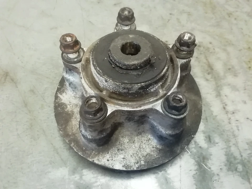 Portapiñones trasero Suzuki SV650 99-02 Foto 2 de 2