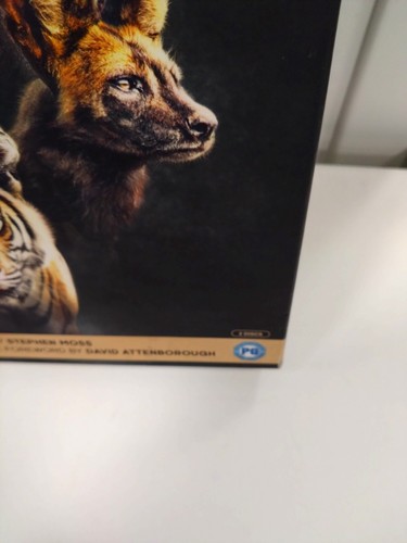 Dynasties DVD & Hardback Book Gift Set BBC Earth David Attenborough - Foto 4 di 16