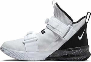 nike lebron james soldier