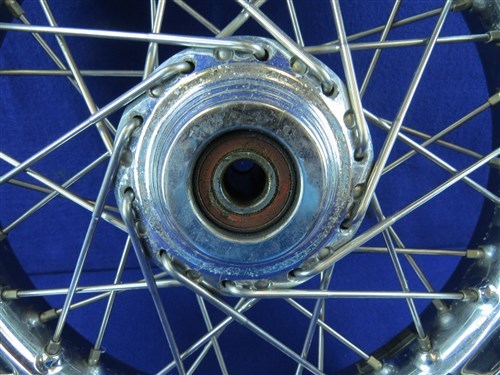 02 Victory V 92c Deluxe Cruiser Front Wheel BENT V92c #174 Rim Mag Spoke - Picture 5 of 5